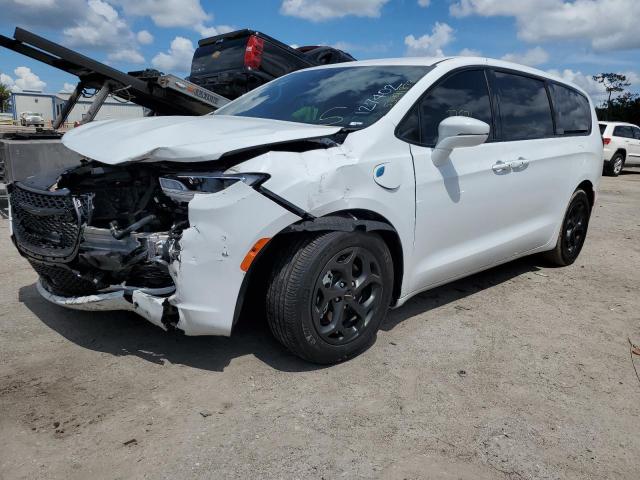 CHRYSLER PACIFICA H 2022 with VIN 2C4RC1L73NR127402 - Photo from auction