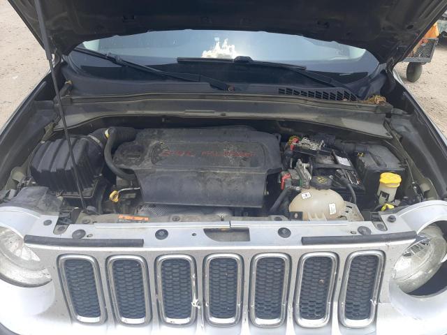 Photo 11 from auction – 2017 JEEP RENEGADE L with VIN ZACCJBDB6HPE40389