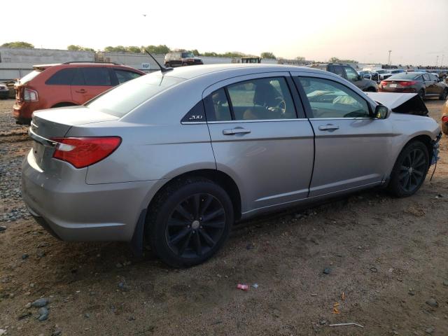 Photo 3 from auction – 2013 CHRYSLER 200 TOURIN with VIN 1C3CCBBB6DN571472