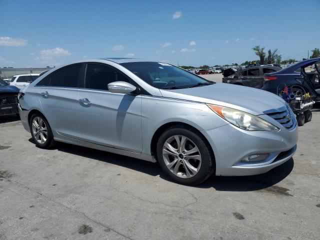 Photo 4 from auction – 2011 HYUNDAI SONATA SE with VIN 5NPEC4AC2BH019572
