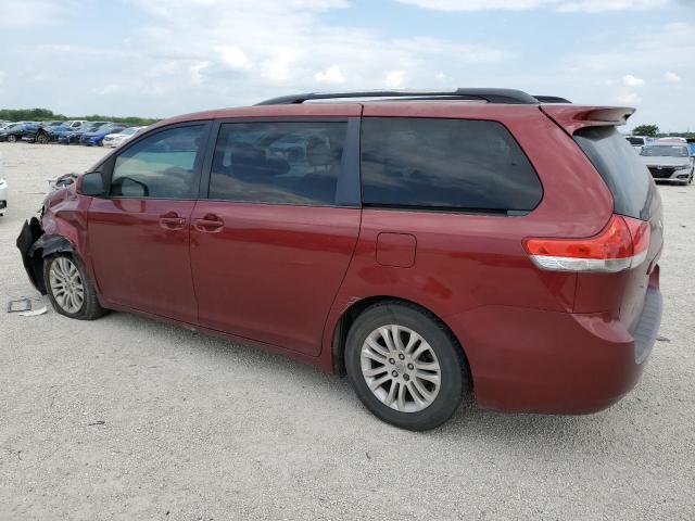 Photo 2 from auction – 2011 TOYOTA SIENNA XLE with VIN 5TDYK3DC4BS139647