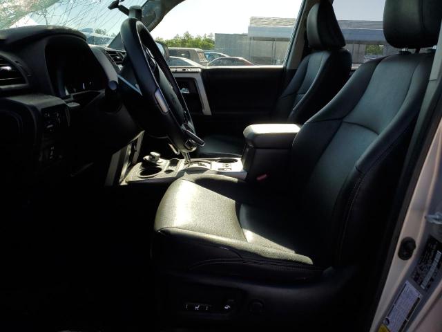 Photo 7 from auction – 2020 TOYOTA 4RUNNER SR with VIN JTEBU5JR2L5773014