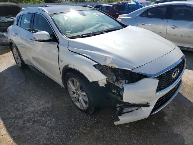 Photo 4 from auction – 2017 INFINITI QX30 BASE with VIN SJKCH5CP0HA028055