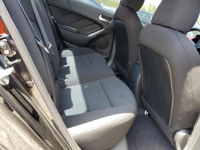 Photo 10 from auction – 2017 KIA FORTE LX with VIN 3KPFK4A78HE013721