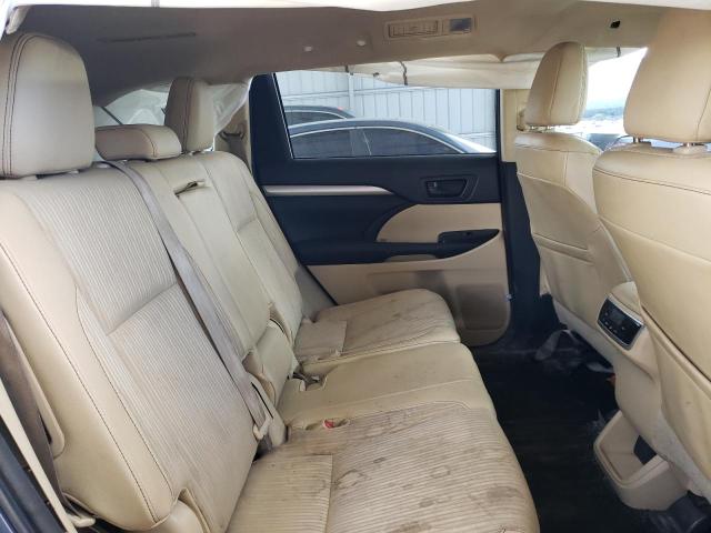 Photo 11 from auction – 2014 TOYOTA HIGHLANDER with VIN 5TDBKRFH8ES060231