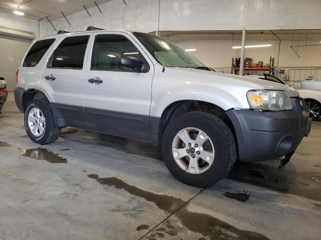 Photo 4 from auction – 2006 FORD ESCAPE XLT with VIN 1FMYU93156KD24649