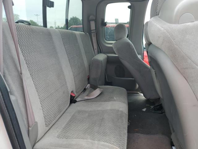 Photo 10 from auction – 2002 FORD F150 with VIN 1FTRX18L02NB17350
