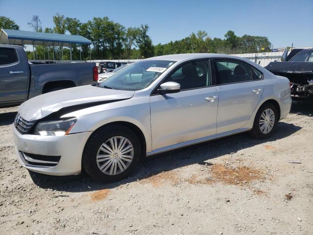 VOLKSWAGEN PASSAT S 2015 with VIN 1VWAS7A33FC035619 - Photo from auction