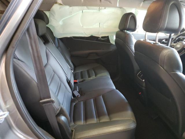 Photo 11 from auction – 2016 KIA SORENTO EX with VIN 5XYPHDA13GG125925