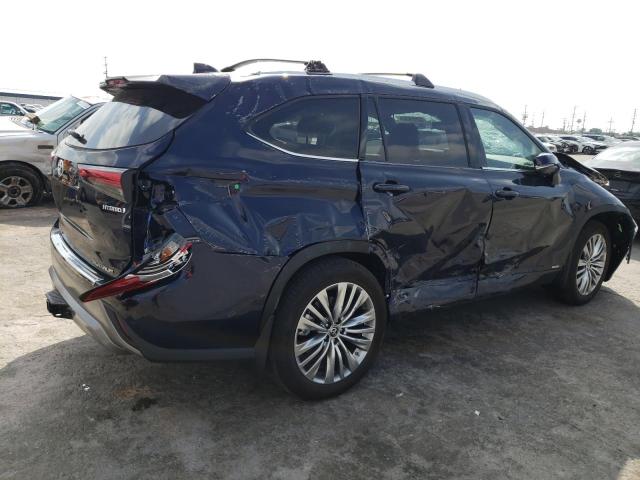Photo 3 from auction – 2023 TOYOTA HIGHLANDER with VIN 5TDEBRCH4PS123748