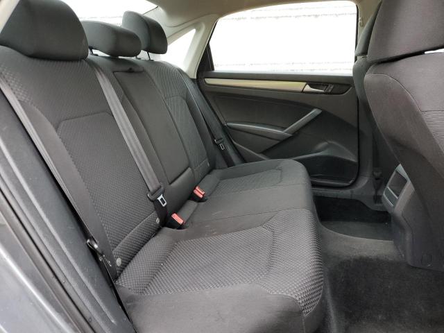 Photo 10 from auction – 2015 VOLKSWAGEN PASSAT S with VIN 1VWAT7A33FC075034