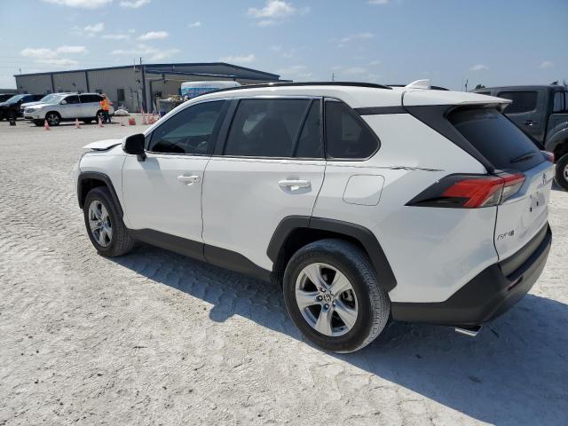 Photo 2 from auction – 2020 TOYOTA RAV4 XLE with VIN JTMW1RFV7LD059235