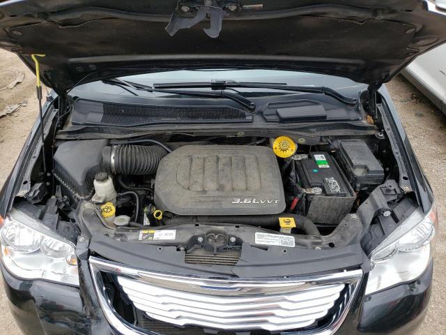 Photo 12 from auction – 2015 CHRYSLER TOWN & COU with VIN 2C4RC1BG9FR621024