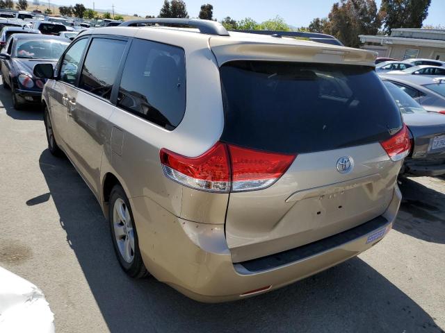 Photo 2 from auction – 2013 TOYOTA SIENNA LE with VIN 5TDKK3DCXDS302021