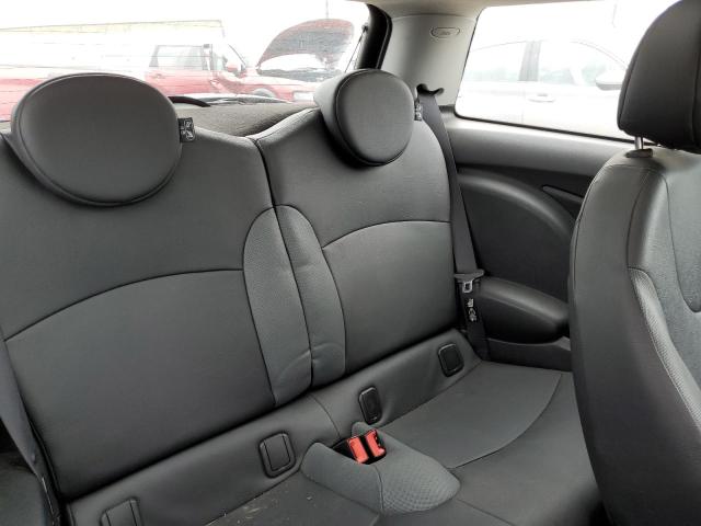 Photo 10 from auction – 2010 MINI COOPER with VIN WMWMF3C56ATZ23833