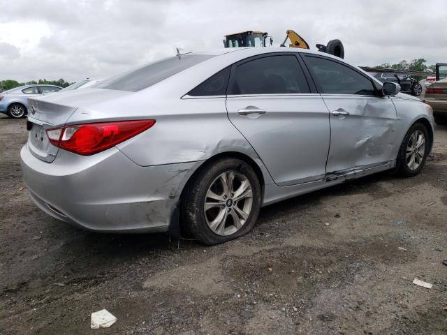Photo 3 from auction – 2013 HYUNDAI SONATA SE with VIN 5NPEC4AC6DH734759