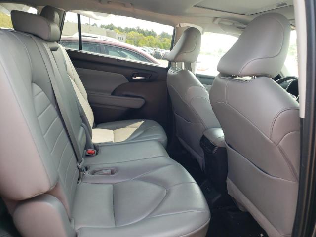 Photo 11 from auction – 2020 TOYOTA HIGHLANDER with VIN 5TDHZRBH5LS014185