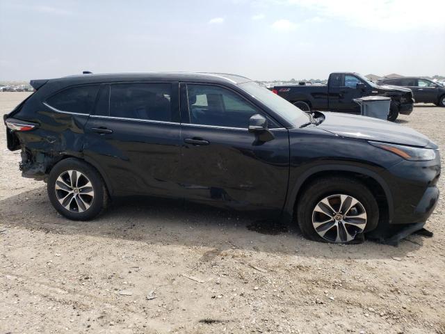 Photo 4 from auction – 2022 TOYOTA HIGHLANDER with VIN 5TDGZRAH1NS110055
