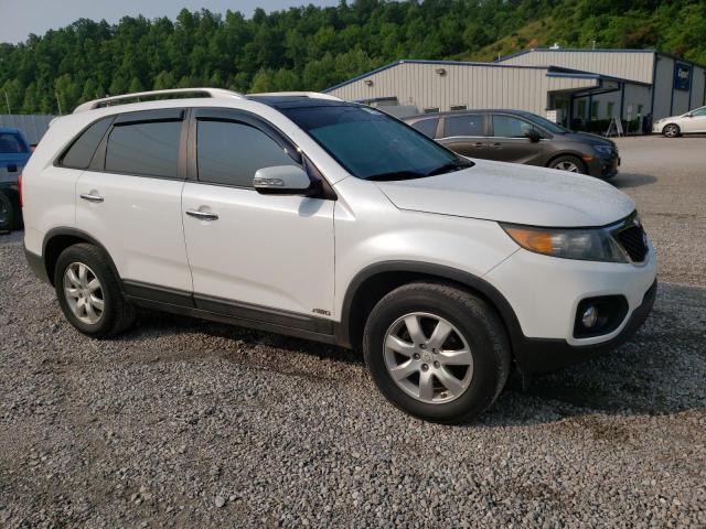Photo 4 from auction – 2011 KIA SORENTO EX with VIN 5XYKUDA25BG051897