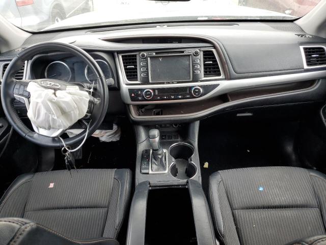 Photo 8 from auction – 2017 TOYOTA HIGHLANDER with VIN 5TDZZRFH8HS222194