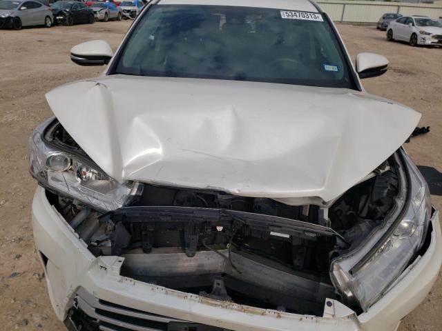 Photo 12 from auction – 2017 TOYOTA HIGHLANDER with VIN 5TDZZRFHXHS191854