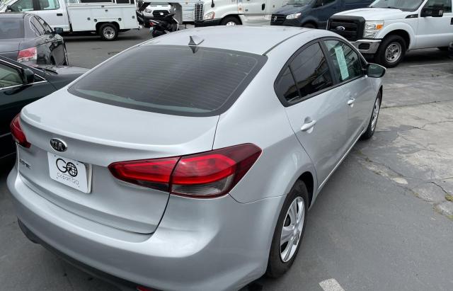 Photo 4 from auction – 2018 KIA FORTE LX with VIN 3KPFK4A73JE220832