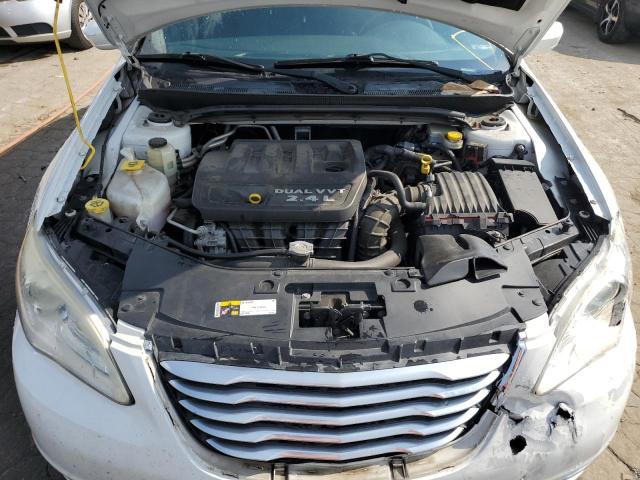 Photo 11 from auction – 2014 CHRYSLER 200 LX with VIN 1C3CCBAB7EN175926