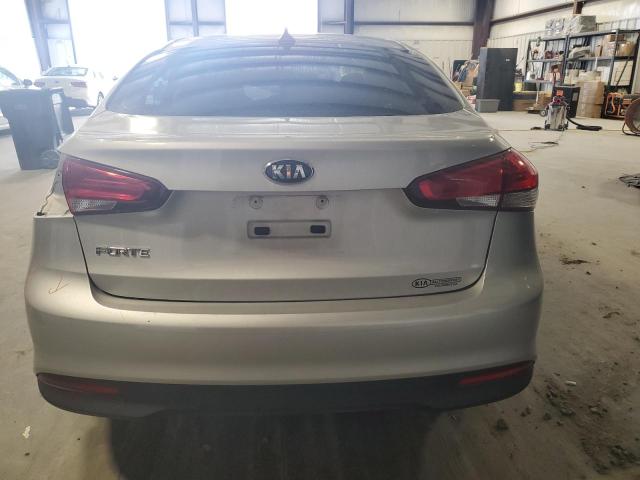 Photo 6 from auction – 2017 KIA FORTE LX with VIN 3KPFK4A78HE134118