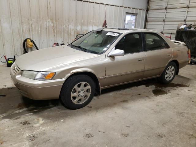 TOYOTA CAMRY LE 1999 with VIN JT2BF22K8X0179537 - Photo from auction