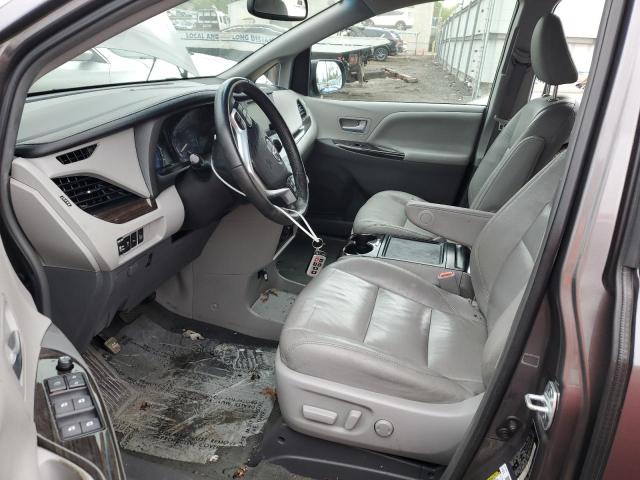 Photo 7 from auction – 2017 TOYOTA SIENNA XLE with VIN 5TDDZ3DC0HS166993