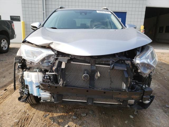 Photo 5 from auction – 2016 TOYOTA RAV4 XLE with VIN 2T3RFREV2GW436191