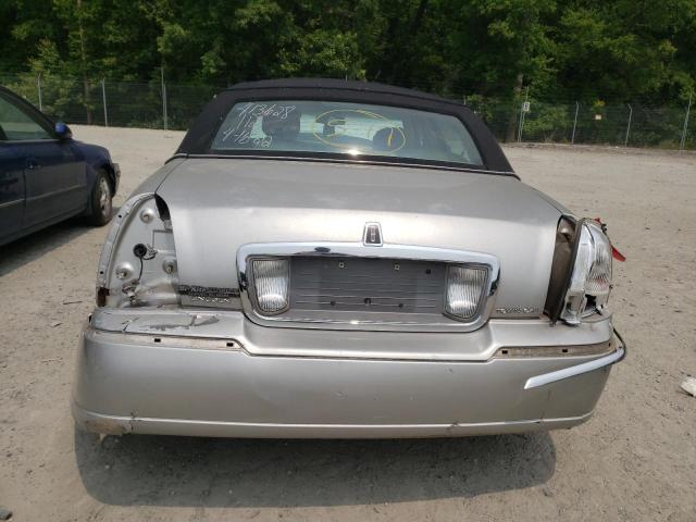 Photo 6 from auction – 2003 LINCOLN TOWN CAR E with VIN 1LNHM81W43Y603933