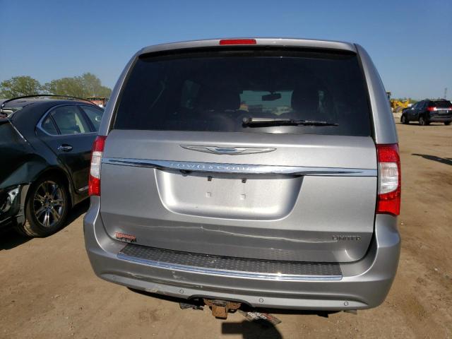 Photo 6 from auction – 2016 CHRYSLER TOWN & COU with VIN 2C4RC1GG3GR233118