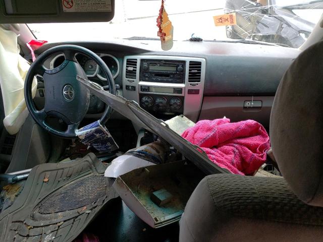 Photo 8 from auction – 2004 TOYOTA 4RUNNER SR with VIN JTEZU14R940020775