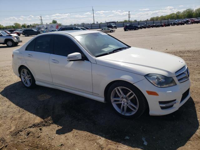 Photo 4 from auction – 2012 MERCEDES-BENZ C-CLASS C3 with VIN WDDGF8BBXCF901653