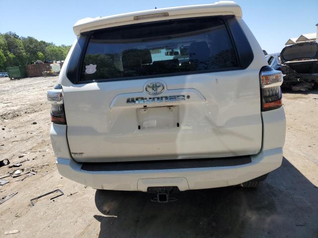Photo 6 from auction – 2018 TOYOTA 4RUNNER SR with VIN JTEZU5JR5J5187287