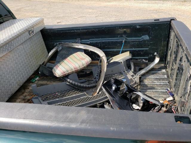Photo 12 from auction – 2003 CHEVROLET SILVERADO with VIN 1GCEC14V33Z239678