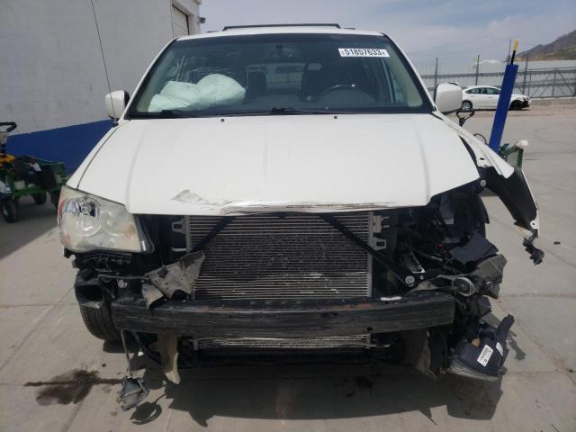 Photo 5 from auction – 2013 CHRYSLER TOWN & COU with VIN 2C4RC1BG9DR656594