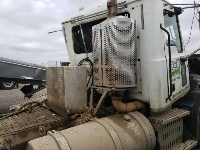 Foto 6 de la subasta – 2012 MACK 600 CXU600 con VIN 1M1AW09Y3CM024088