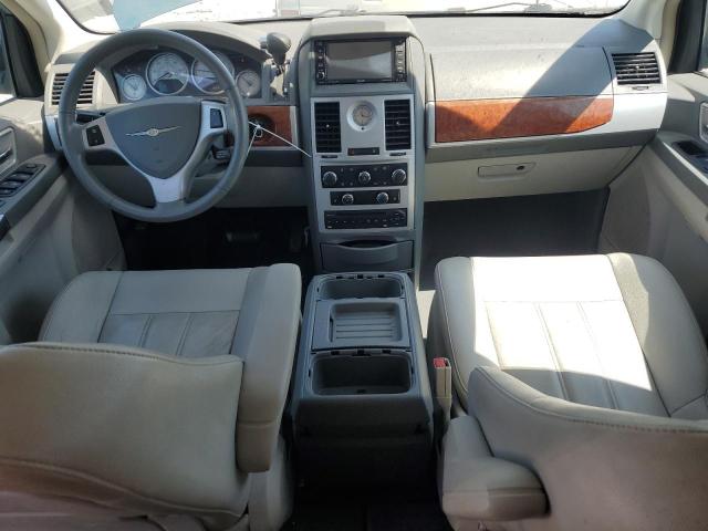Photo 8 from auction – 2008 CHRYSLER TOWN&COUNT with VIN 2A8HR54P38R754212