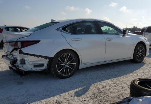 Photo 3 from auction – 2022 LEXUS ES 300H BA with VIN 58ADA1C13NU014939