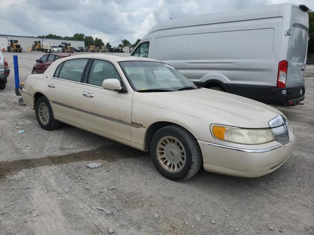 Photo 4 from auction – 2000 LINCOLN TOWN CAR C with VIN 1LNHM83W3YY898138