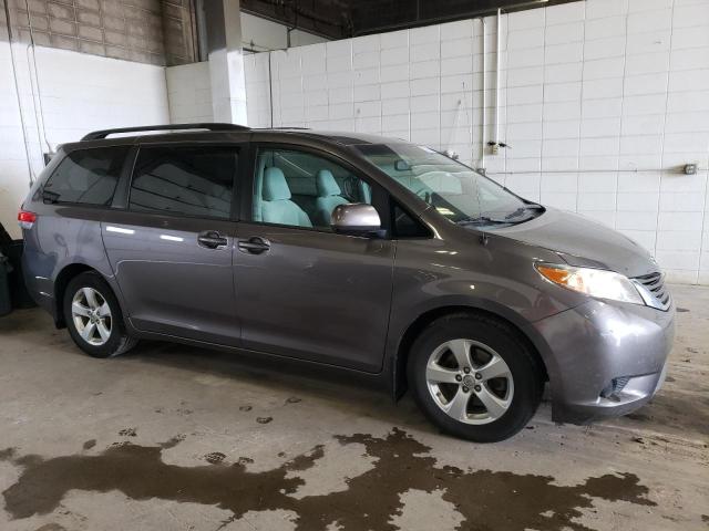 Photo 4 from auction – 2014 TOYOTA SIENNA LE with VIN 5TDKK3DC9ES442398