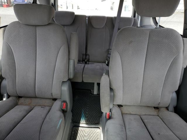 Photo 10 from auction – 2008 HYUNDAI ENTOURAGE with VIN KNDMC233686050274