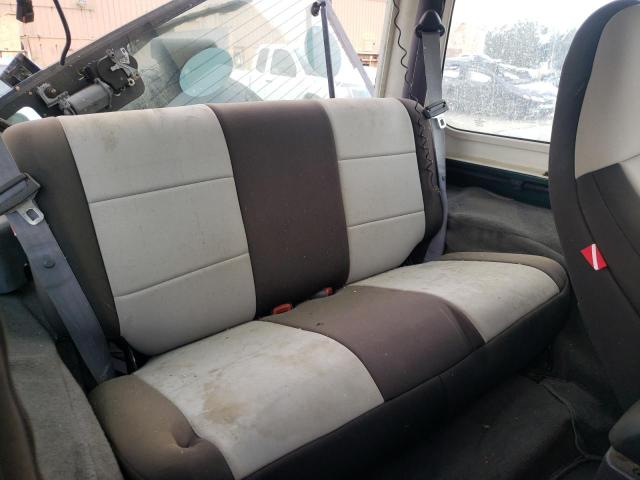 Photo 10 from auction – 2000 JEEP WRANGLER / with VIN 1J4FA49S2YP753545