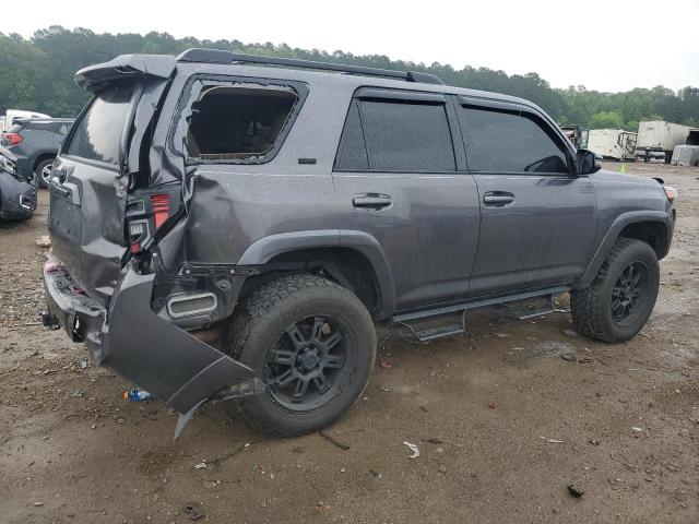Photo 3 from auction – 2017 TOYOTA 4RUNNER SR with VIN JTEBU5JR4H5427568