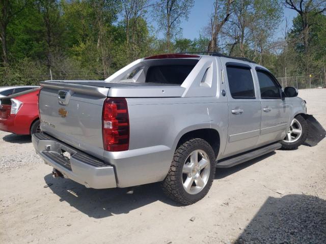 Photo 3 from auction – 2013 CHEVROLET AVALANCHE with VIN 3GNTKFE75DG111765
