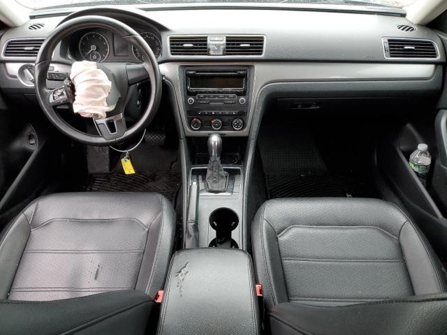 Photo 8 from auction – 2015 VOLKSWAGEN PASSAT S with VIN 1VWAT7A3XFC010519