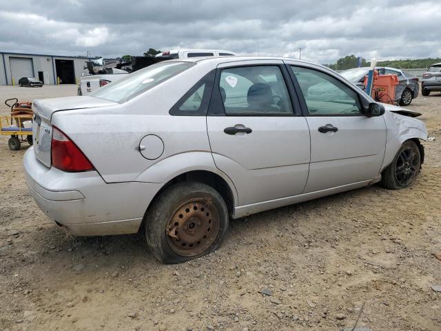 Photo 3 from auction – 2005 FORD FOCUS ZX4 with VIN 1FAFP34N95W301924