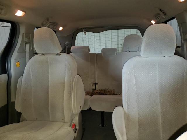 Photo 10 from auction – 2011 TOYOTA SIENNA LE with VIN 5TDJK3DC4BS011555